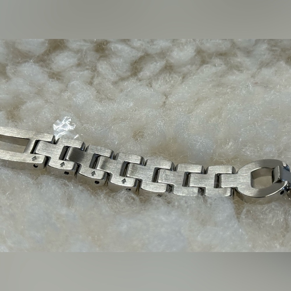 Bulova Women's Watch - Picture 11 of 14
